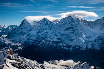 schneebedeckte Berge, Schweizer Alpen, Berner Oberland, Eiger Mönch Jungfrau, Schweiz