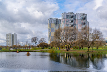 Obraz premium Moscow, Butovo district, new building, view from the window into the territory near the house, new houses, building.
