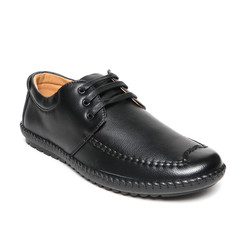 Men's leather fashion shoes isolated on white background