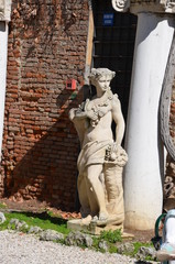 italy Vicenza old antic marble statue art sunny day