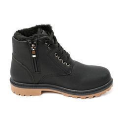 Man's demi-season leather shoes isolated on wthite.