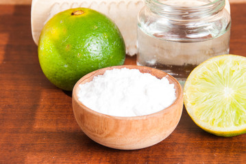 sodium bicarbonate (cleaning agent)
