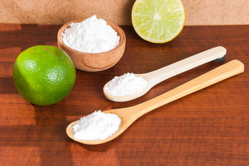 sodium bicarbonate (cleaning agent)