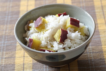 さつまいもご飯