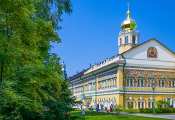 The ancient religious architecture of the Golden Ring area