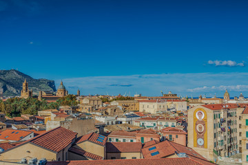 Fototapeta premium La città di Palermo vista dai tetti, Italia