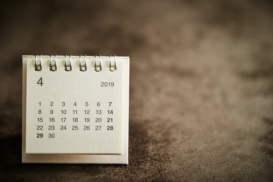 2019 April Calendar Background 