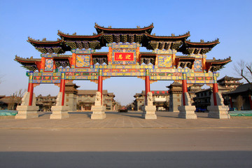 Fototapeta premium Traditional Chinese style large arch, in the ancient Luanzhou city