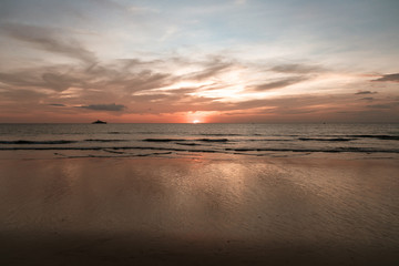 Obraz premium sunset on beach