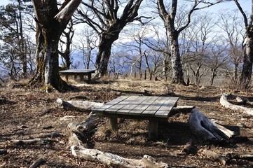 大室山の休憩地から望む富士山