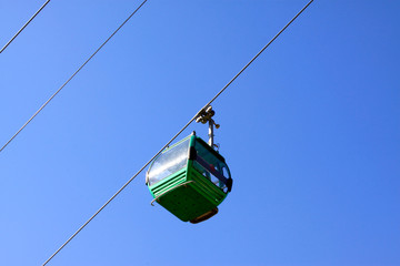 Obraz premium Aerial ropeway in Panshan Mountain scenic spot, ji county, tianjin, China.