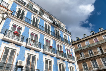 Fototapeta na wymiar Colorful buildings of Lisbon, Portugal