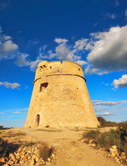 Fototapeta na wymiar Old defense tower in a Mediterranian country (Europe)