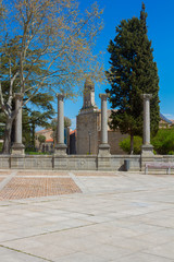 Obraz premium Columns surrounding the Cathedral of Zamora, Spain
