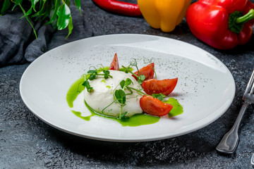 Salad with buratta cheese
