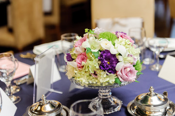 結婚式のテーブルの花