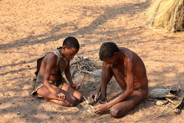 Volksstamm der San in Namibia 