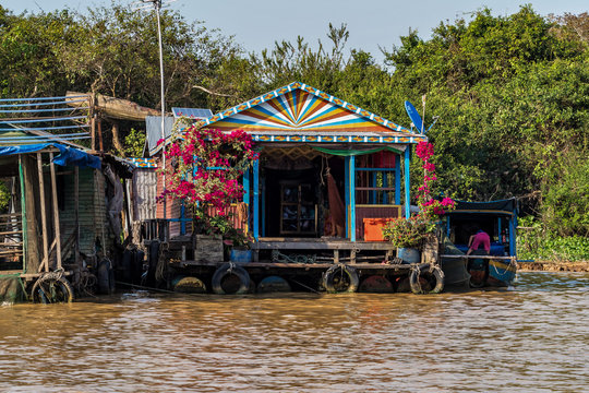 Kambodscha  - Angkor - Siem Reap - schwimmende Dörfer auf dem Tonle Sap