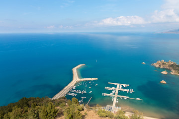 Sizilien Hafen von oben