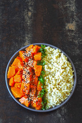 Vegan bowl pumpkin bulgur.