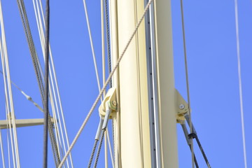 Segelschiff im Yachthafen C&ocirc;te d&rsquo;Azur