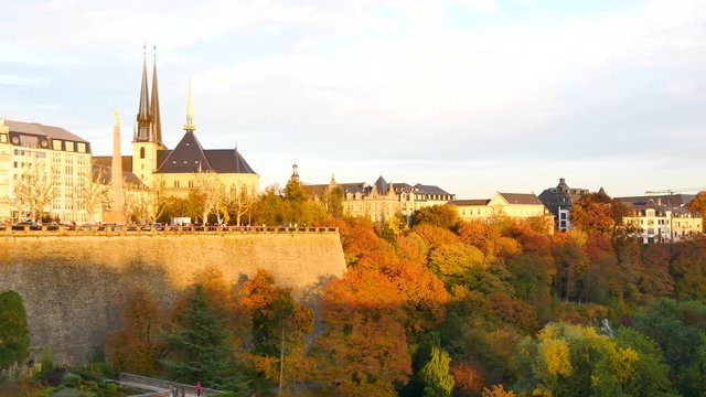 Notre-Dame Cathedral (in luxembourgish: Kathedral Notre-Dame) is the Roman Catholic Cathedral of Luxembourg City, in southern Luxembourg. FIlmed in october 2018, during the fall.