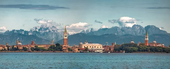 Türaufkleber Italien Schönheit, unglaublich, San Marco mit Dolomiten dahinter, Venedig, Venezia © radko68