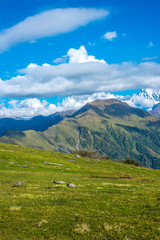 Fototapeta na wymiar Khaliya Top Trek in Himalayas