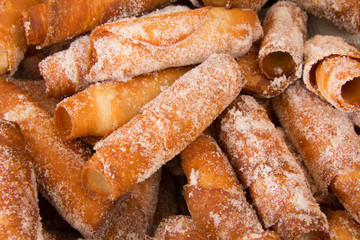 Cañas con azúcar. Repostería rellenable.