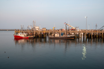 Fototapeta na wymiar Provincetown harbour