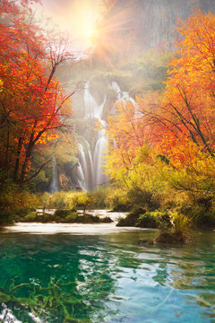 Fototapeta Wodospady Plitvice jesienią