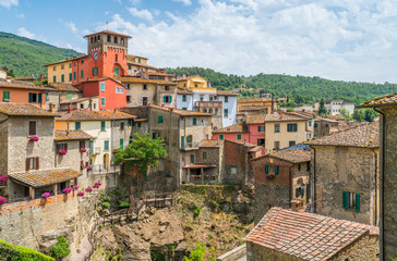 Obraz premium Loro Ciuffenna, village in the Province of Arezzo in the Italian region Tuscany. Central Italy.