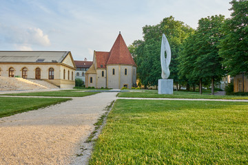 Fototapeta premium Chapelle des Templiers (The Templars Chapel) And Arsenal Building At Metz France