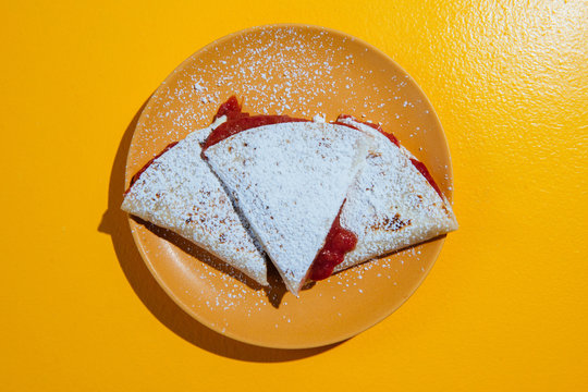 Strawberry rhubarb dessert quesadilla