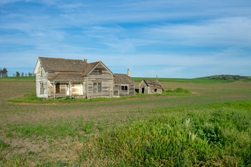 old house on farm