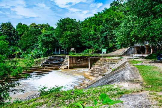 Weir at Wang Sila Laeng