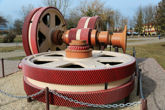 Big gear reducers