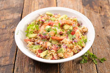 quinoa, shrimp, avocado and grapefruit