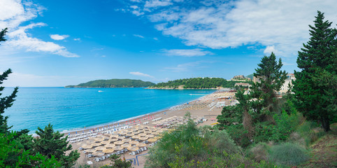 Вид на адриатическое море, о. Святой Никола, пляж отеля Медитеран.