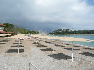 Obraz premium Sunshades on the beach.