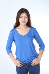 Obraz premium Asian girl in blank t-shirt