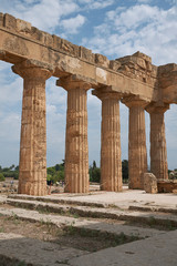 Obraz premium Selinunte, Italy - September 02, 2018: View of the Temple of Hera (Temple E)