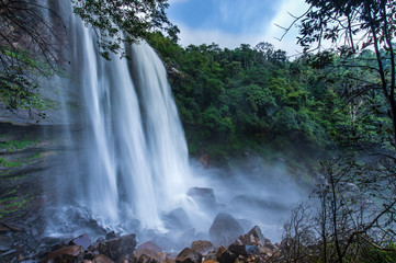 Fototapeta premium Tad-Loei-nga waterfall. Beautiful waterfall in Loei province, ThaiLand.