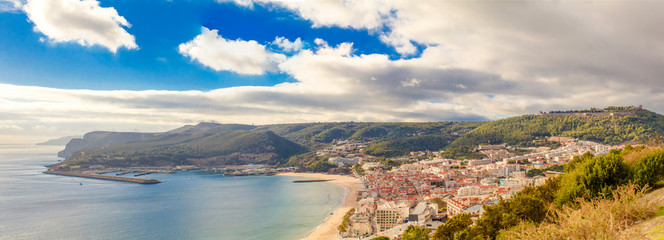 Vista panoramica de Sesimbra Portugal © moedas1
