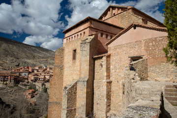 Fototapeta na wymiar Albarracin town wall 