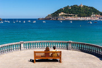 Naklejka premium Promenada Concha w Donostii-San Sebastian, Kraj Basków, Hiszpania