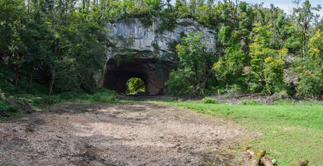 Rakov Skocjan (Rakov Škocjan) is a karst valley and the oldest landscape park in Slovenia. Big Natural Bridge (Veliki Naravni Most) is most important geologic phenomena of the park. 