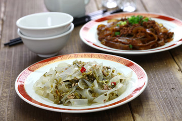 fenpi, green bean sheet jelly noodles with pickled cabbage and minced pork meat, chinese home cooking