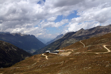 Gletscher und Berge rund um das Ötztal der Tiroler Alpen 