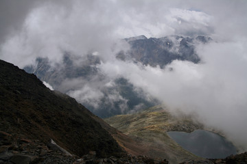 Gletscher und Berge rund um das Ötztal der Tiroler Alpen 